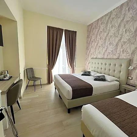 Le Petit Hotel Rom
