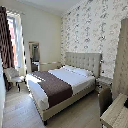Le Petit Hotel 3*