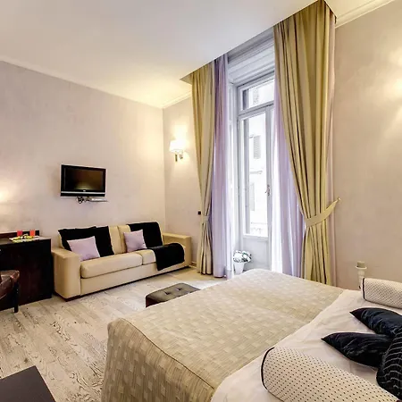 Отель Le Petit 3*