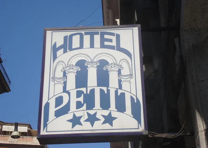 Hotel Le Petit