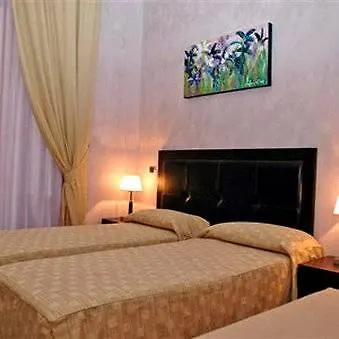 Le Petit Hotel Řím